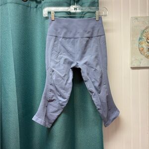 Lululemon In The Flow Light Purple Compression Crops Size 8
